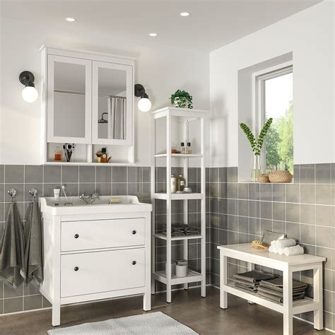 ikea hemnes bathroom.